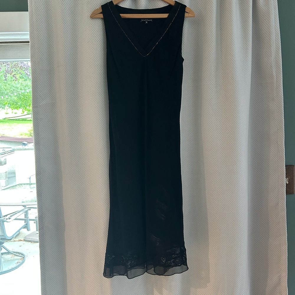 Chic Black Dress with Lace Detail